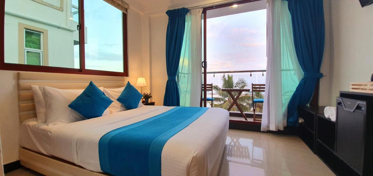 Huvan Beach Hotel At Hulhumale Exterior foto