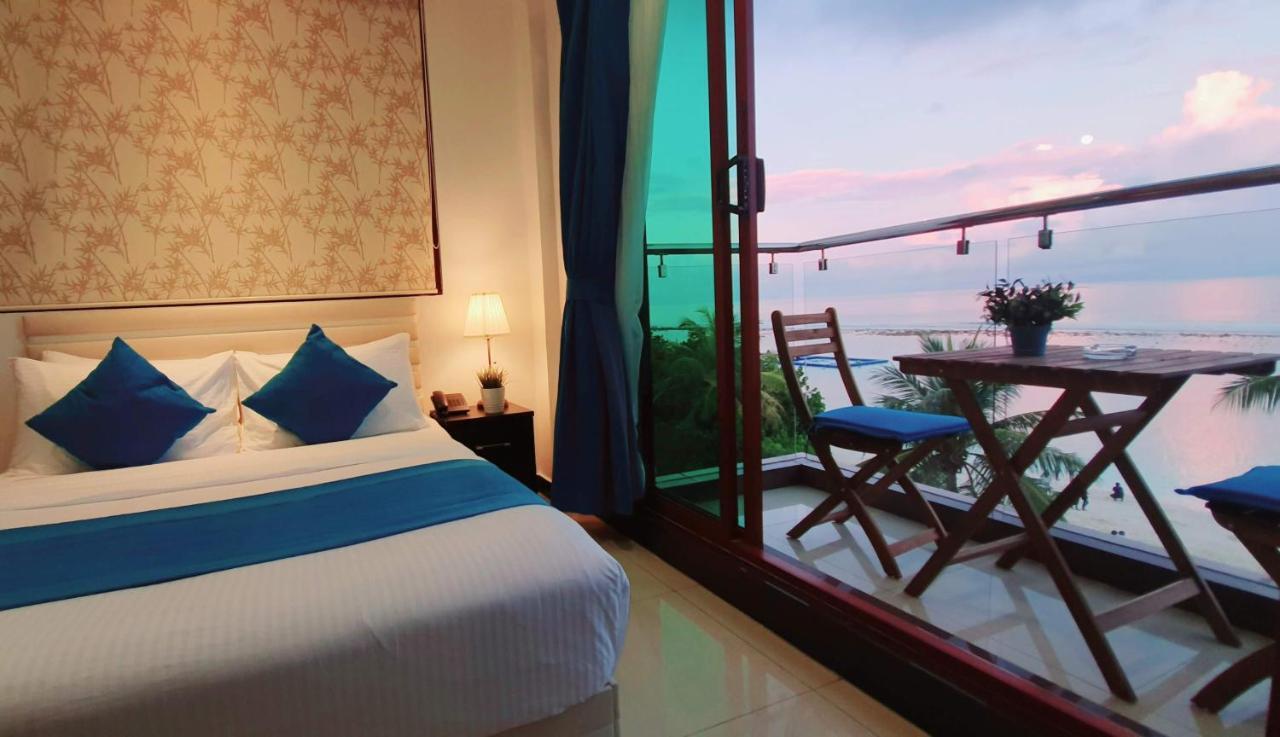 Huvan Beach Hotel At Hulhumale Exterior foto